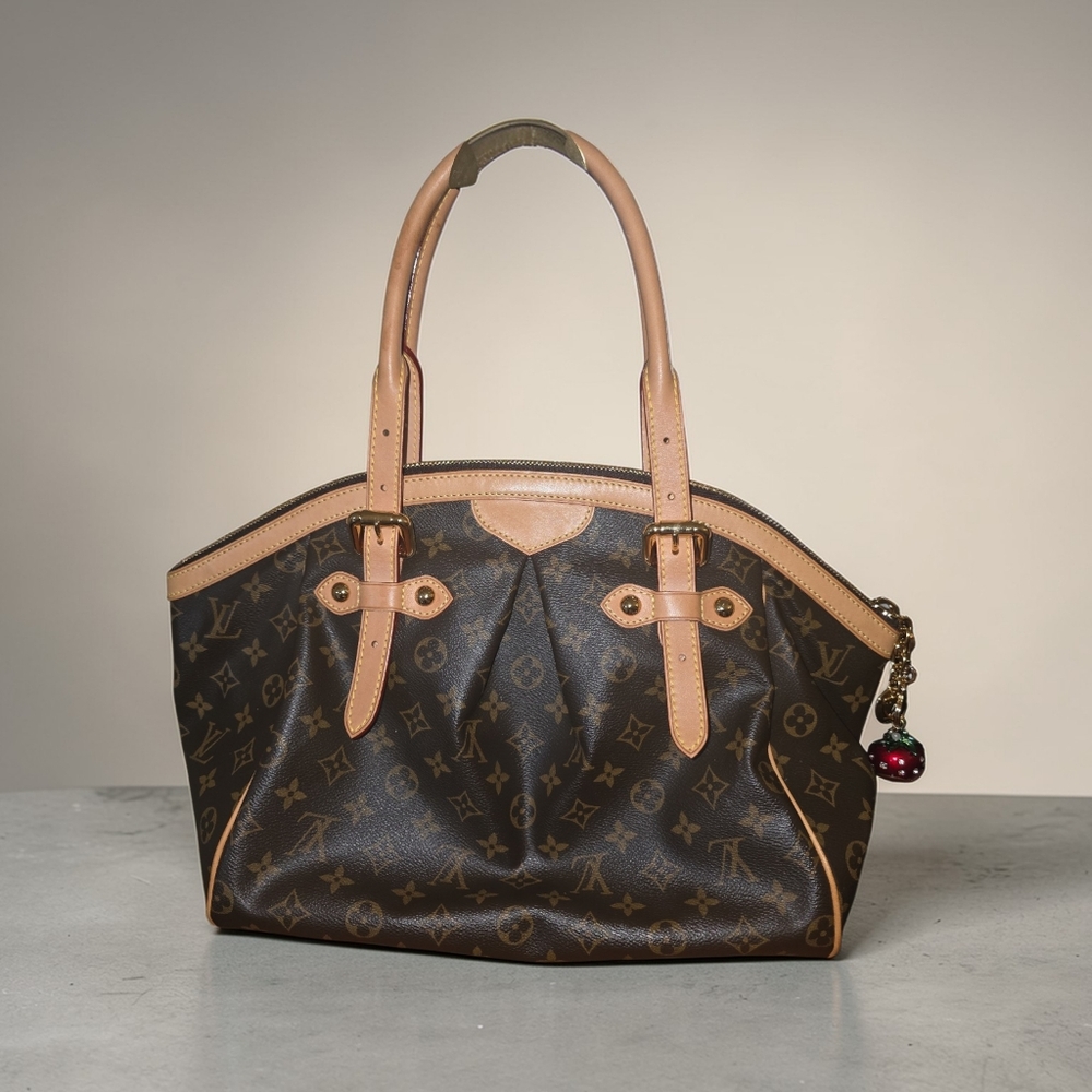 Excellent Preowned Condition Louis Vuitton TROVOLI Brown and Tan Shoulder Bag - Picture 4 of 17